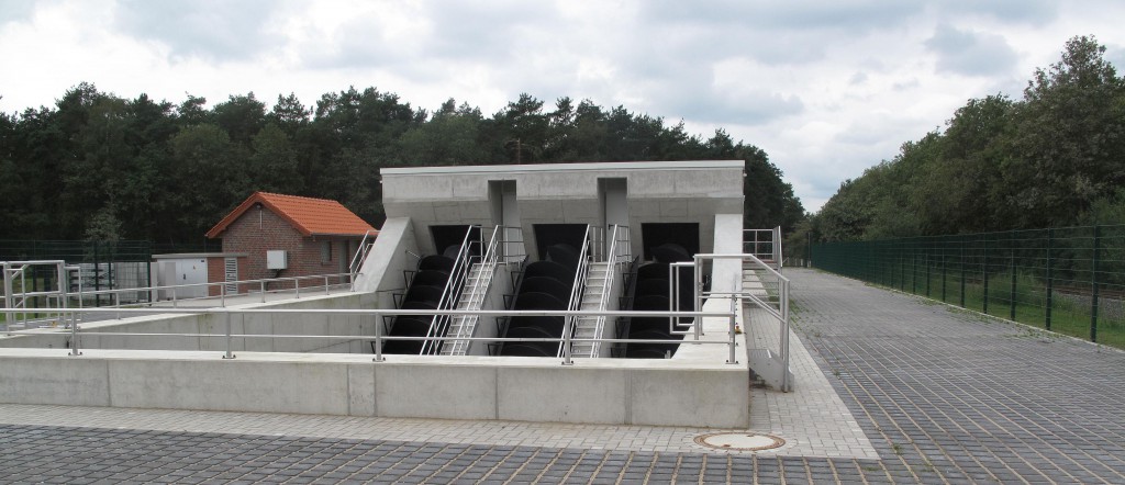 Klärwerk im Gewerbegebiet Ost (Nähe Schleuse); Foto: Wolf Stegemann 