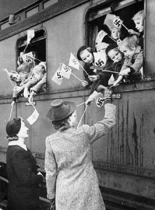 Abschied am Zug; NS-Propaganda-Foto