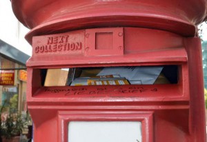 Britischer Briefkasten in der Recklinghäuser Straße, ein Geschenk aus Crawley; Foto: Rüdiger Eggert