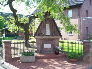 Geldener Straße in Rhade; Foto: Wolf Stegemann