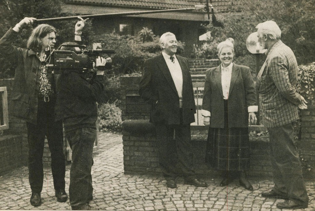 Eckhard Garczyk 1987 beim Ehepaar Keller im Emmelkamp (Zeitungsbild RN)