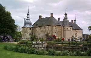 Schloss Lembeck von der Gartenseite