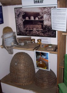 Imker-Ecke im Heimatmuseum Lembeck; Foto: Wolf Stegemann