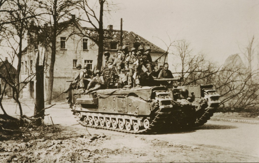 US-Amerikaner 1945 am Gemeindedreieck